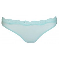 Giselle Thong